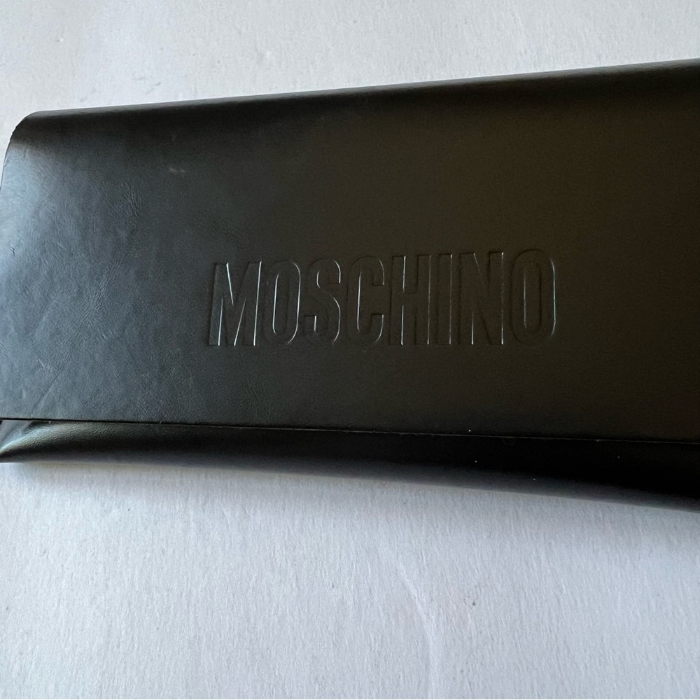 MOSCHINO BLACK SUNGLASSES CASE WITH CLEANING CLOTH NEW